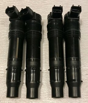 Kawasaki ZX10R (2011/2015) Z&uuml;ndspule / Stecker (4 St&uuml;ck) gebraucht 