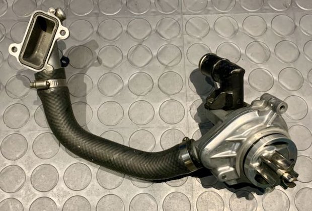 Kawasaki ZX10 Wasserpumpe